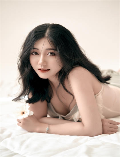 从超级英雄角度解读邪恶力量第十三季：的叙事结构与视觉语言 ——带你领略超级英雄的魅力